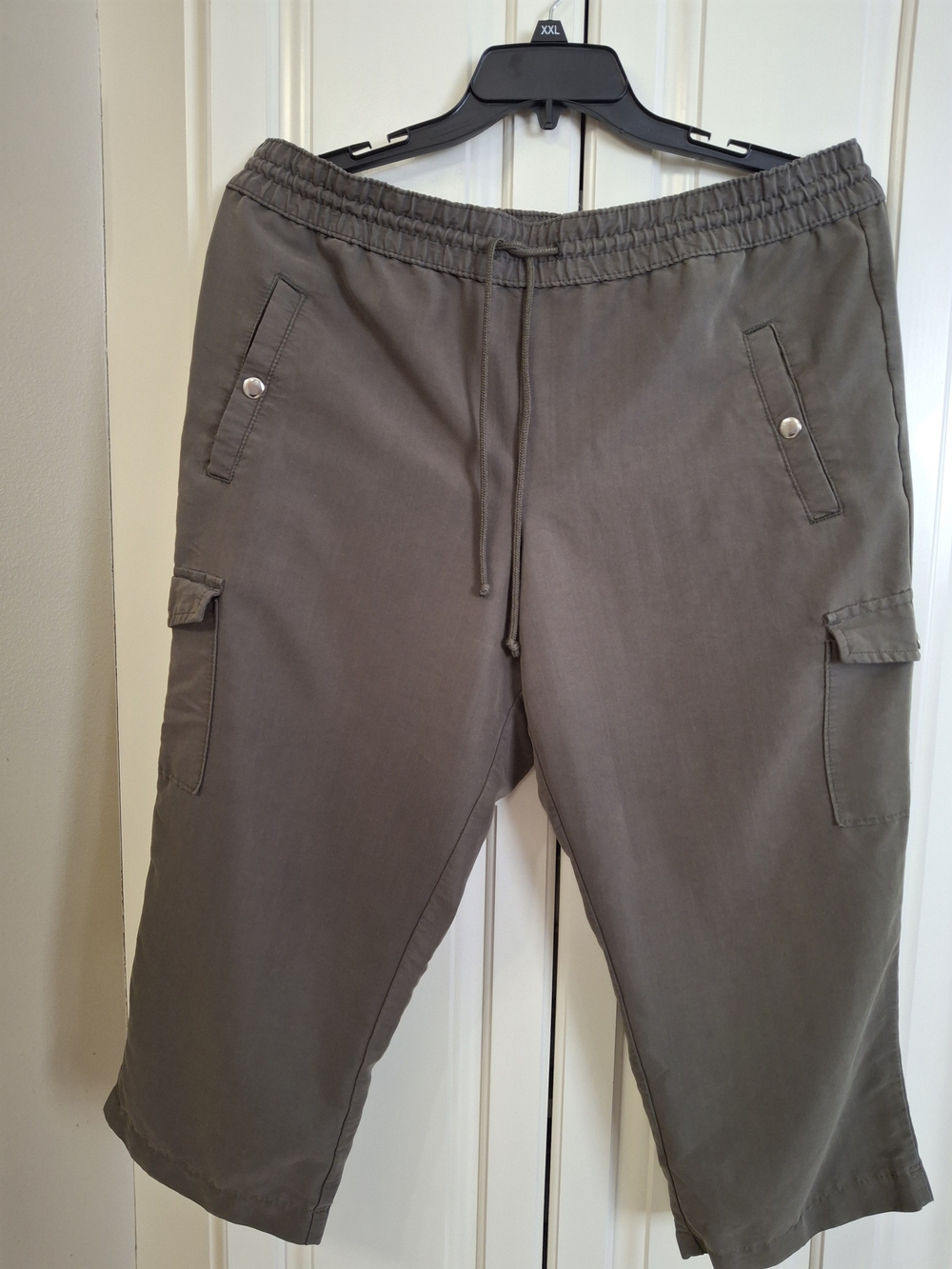 CJ Banks Olive Green Wide Leg Crop Cargo Pants